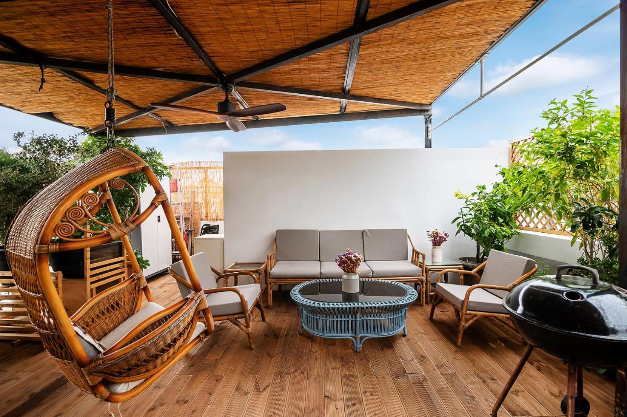 Unique Solar Penthouse With Jacuzzi And Sauna In Central Athènes Extérieur photo